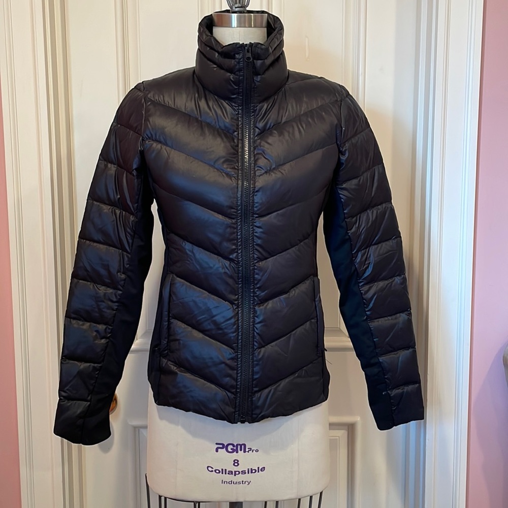 ALO BLACK PUFFER JACKET SIZE S